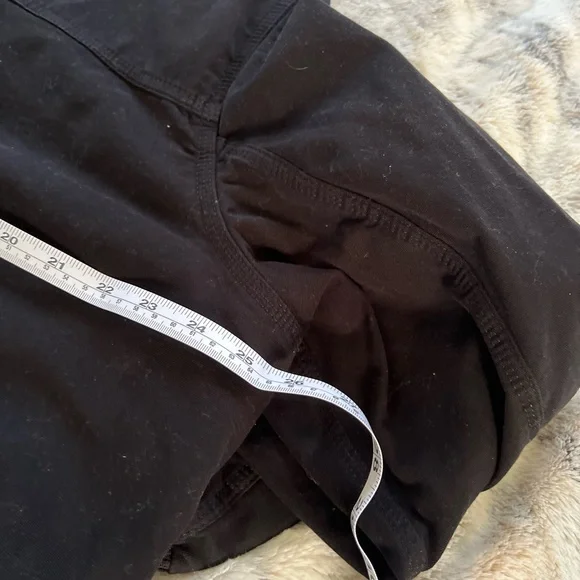 Carhartt women’s Black Bomber-Style Work Jacket 1X 18 -20 - Picture 4 of 5